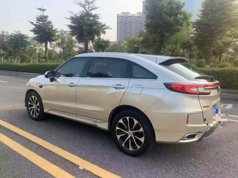 汕头17年本田URV7