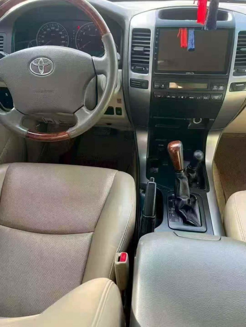 枣庄10年丰田普拉多6