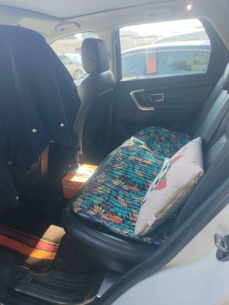 重庆19年路虎发现神行7