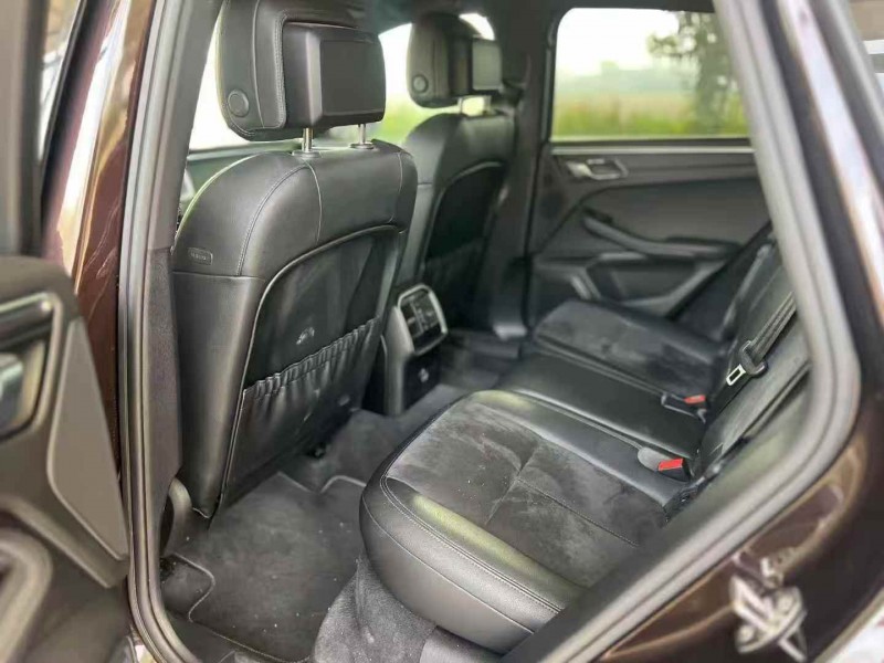 潍坊20年保时捷Macan5