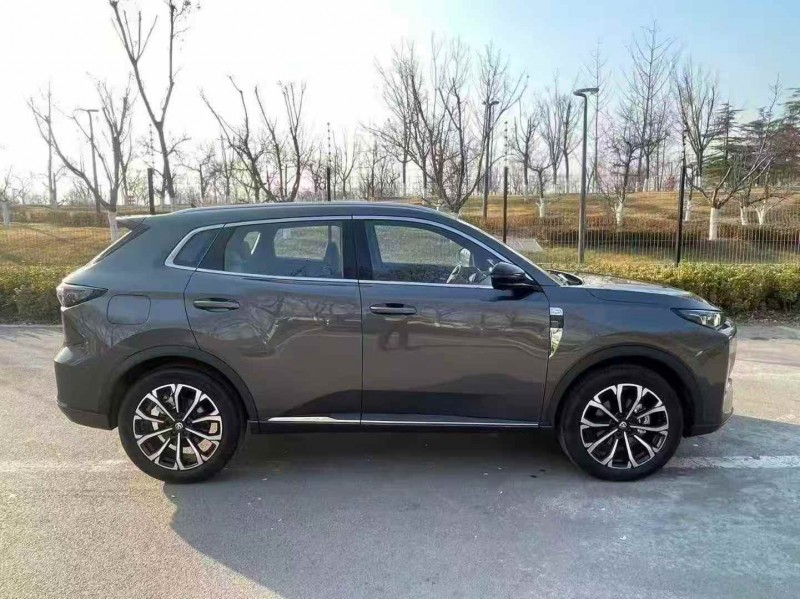 淄博25年长安汽车CS559