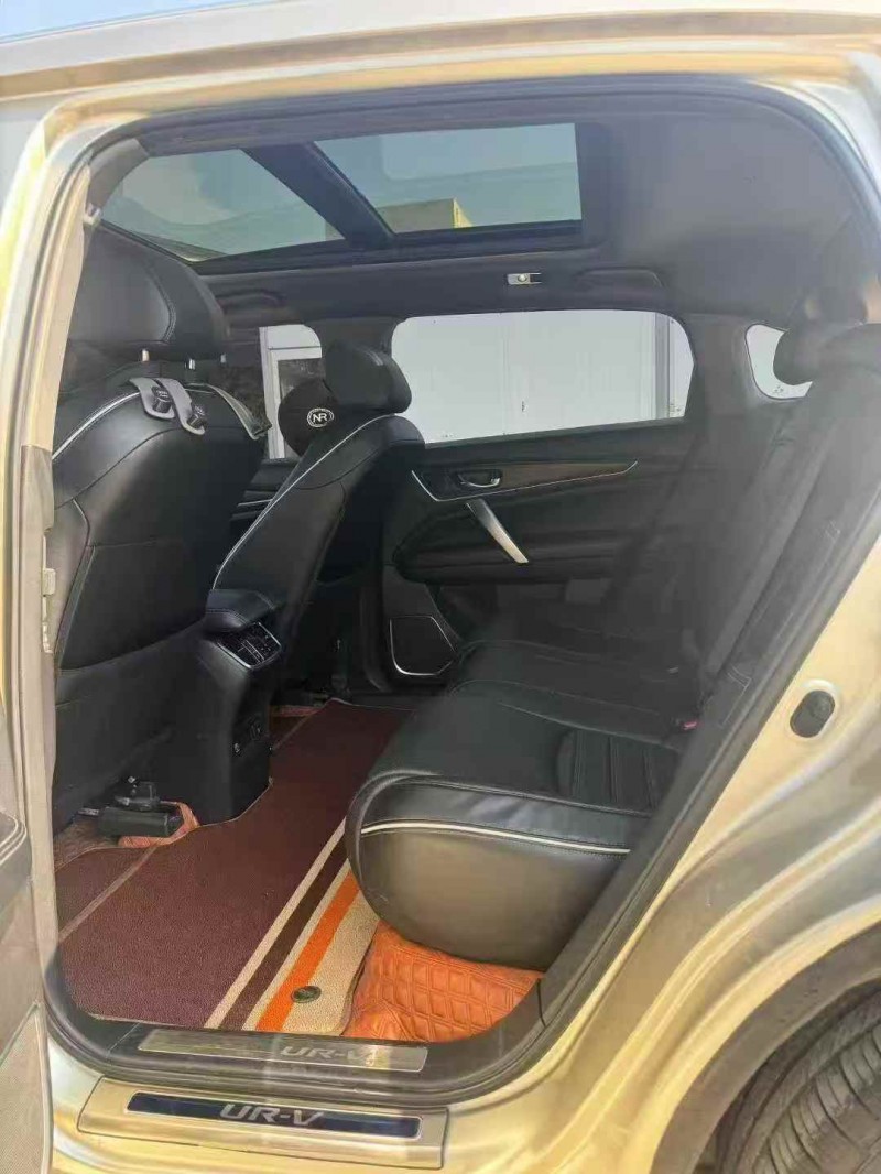 济南18年本田URV3