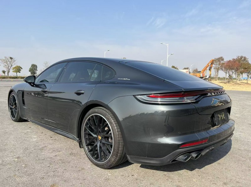 盐城22年保时捷帕拉梅拉8