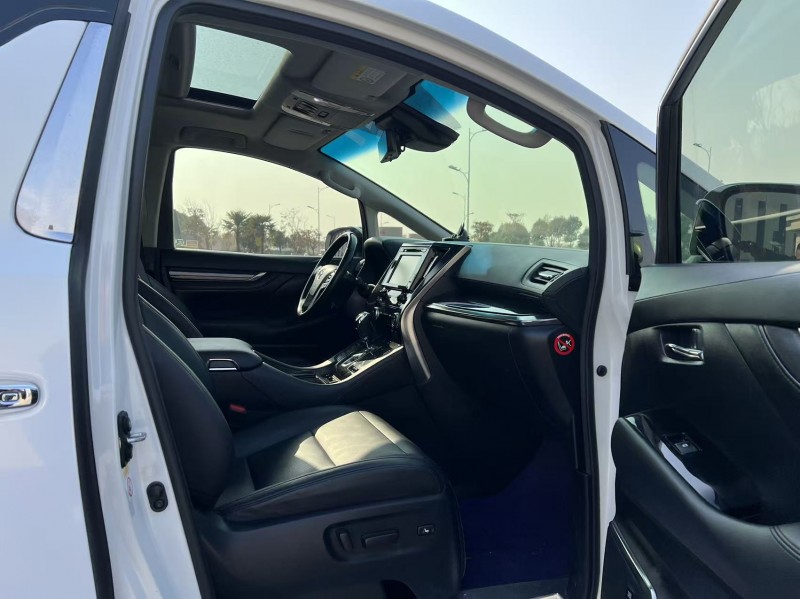 盐城20年丰田埃尔法6