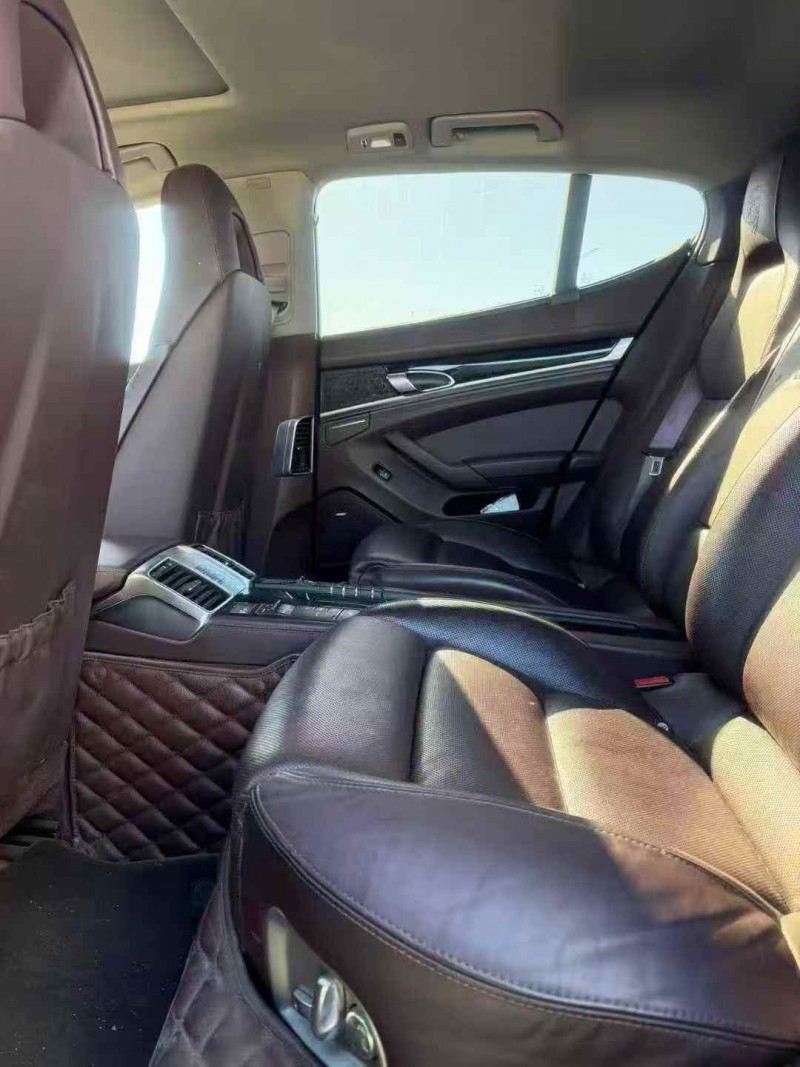 枣庄16年保时捷帕拉梅拉6