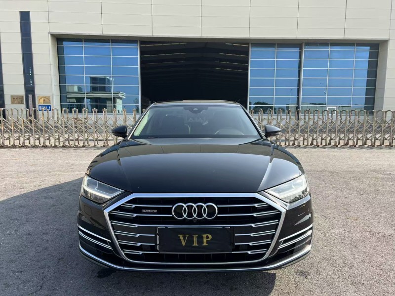 盐城19年奥迪A8L1