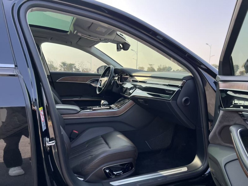 盐城19年奥迪A8L6