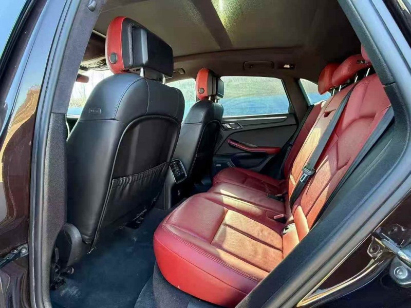 淄博20年保时捷Macan5