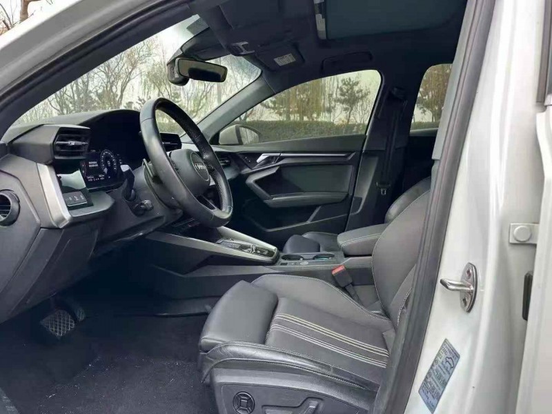 潍坊22年奥迪A35