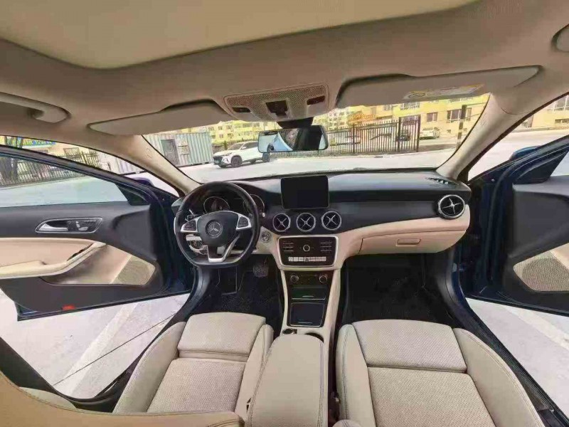 大庆19年奔驰GLA5