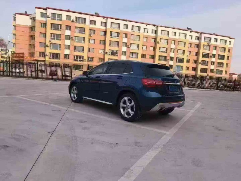大庆19年奔驰GLA8