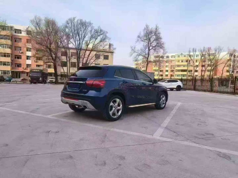 大庆19年奔驰GLA9