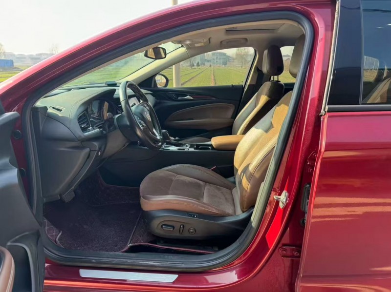 新乡17年别克君威6