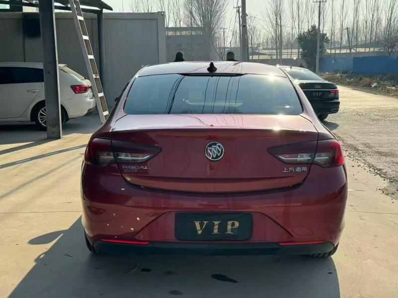 新乡17年别克君威9