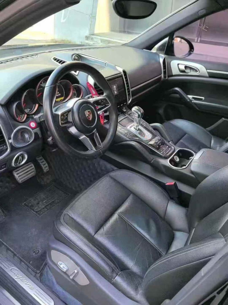 莱芜15年保时捷卡宴4