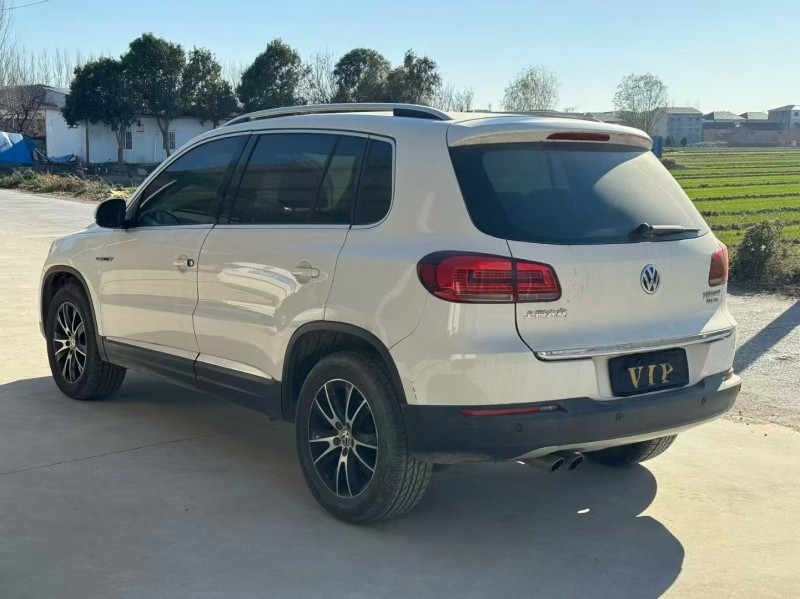 新乡16年大众途观8