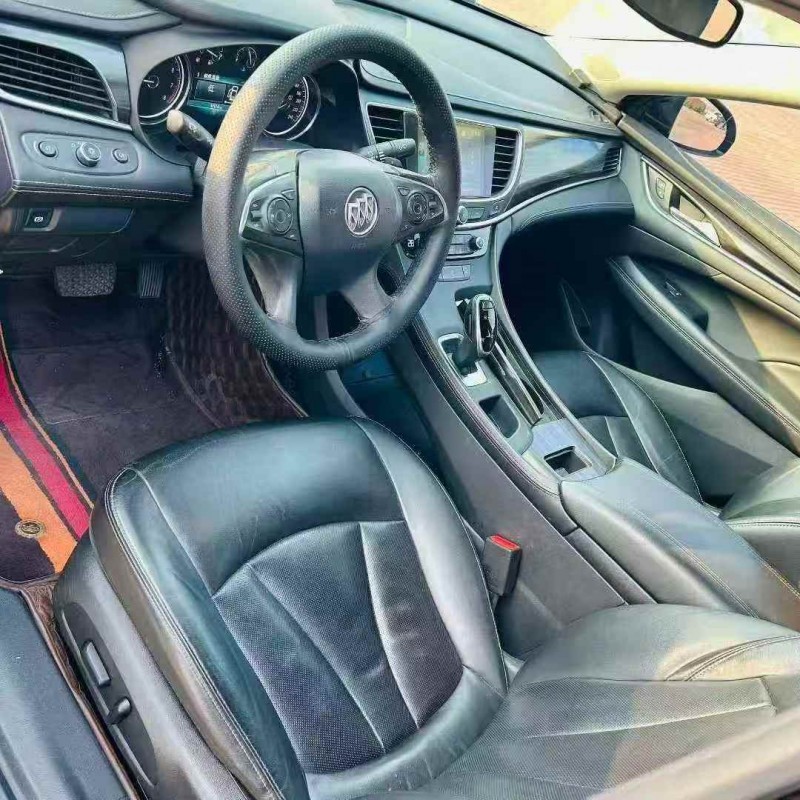 枣庄18年别克君越4