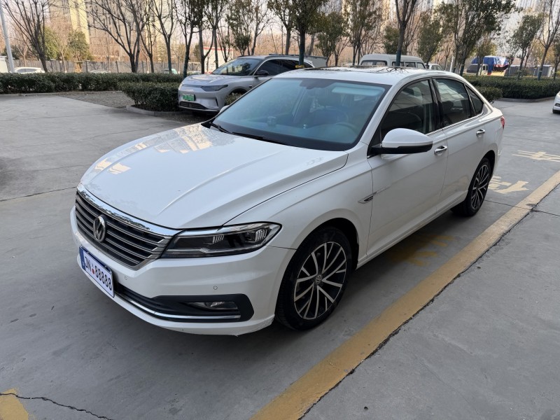 济宁19年大众朗逸2