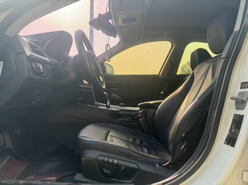 新乡15年宝马3系6