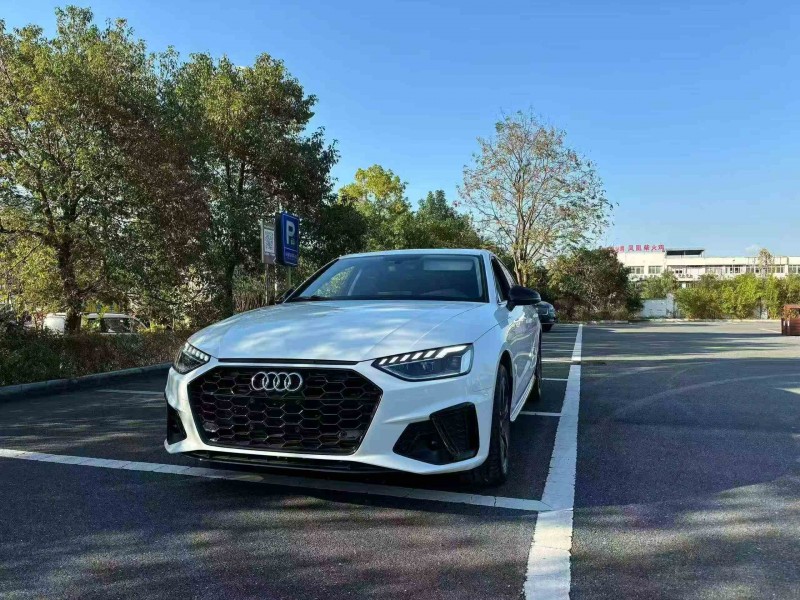 重庆23年奥迪A4L2
