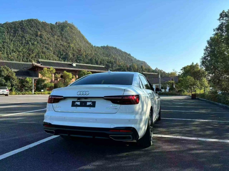 重庆23年奥迪A4L8