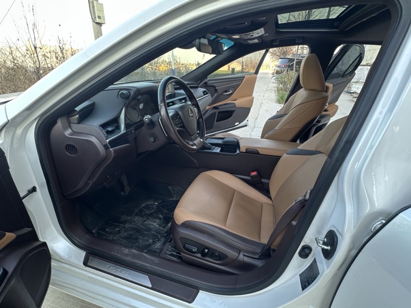 徐州21年雷克萨斯ES5