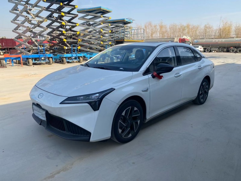 菏泽25年传祺埃安S2