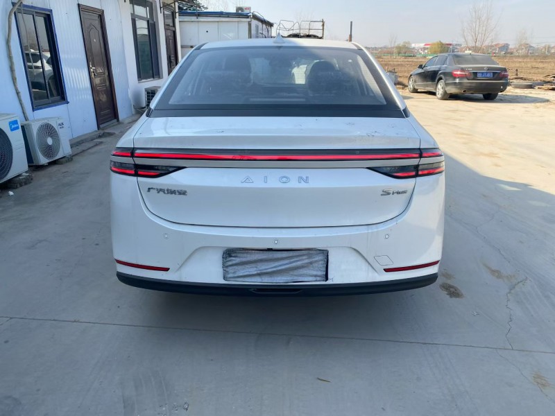 菏泽25年传祺埃安S7