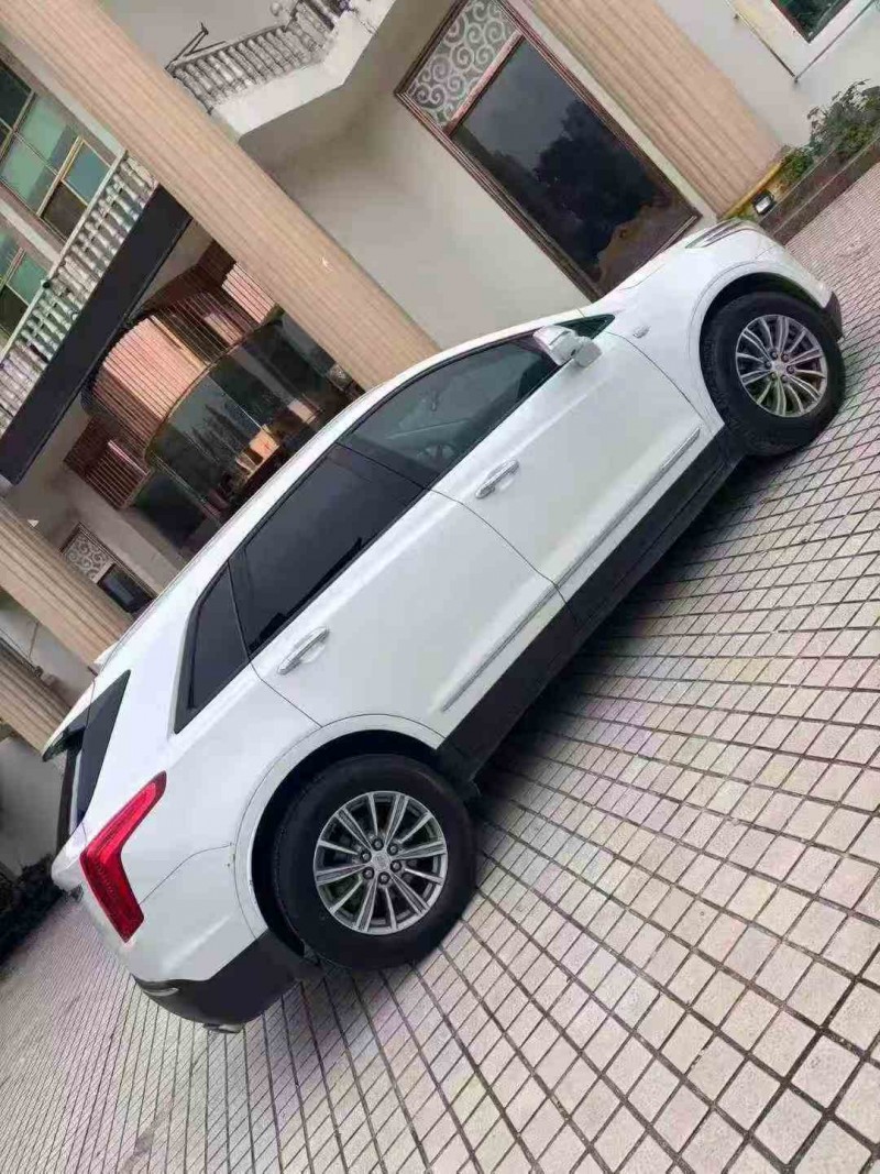 邵阳19年凯迪拉克XT57