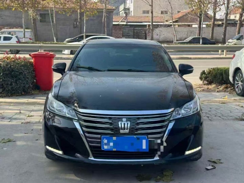 菏泽17年丰田皇冠1