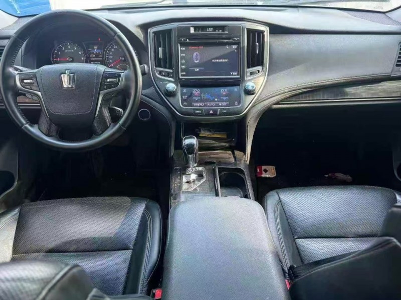 菏泽17年丰田皇冠9