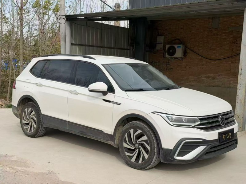 新乡22年大众途观3