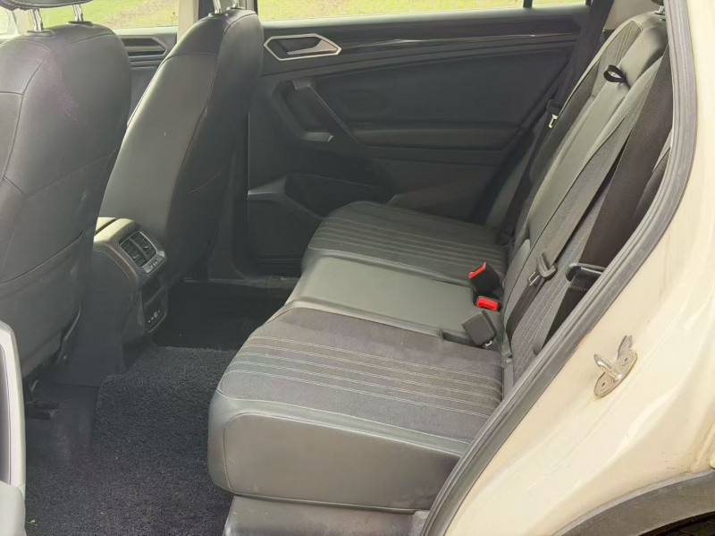 新乡22年大众途观5