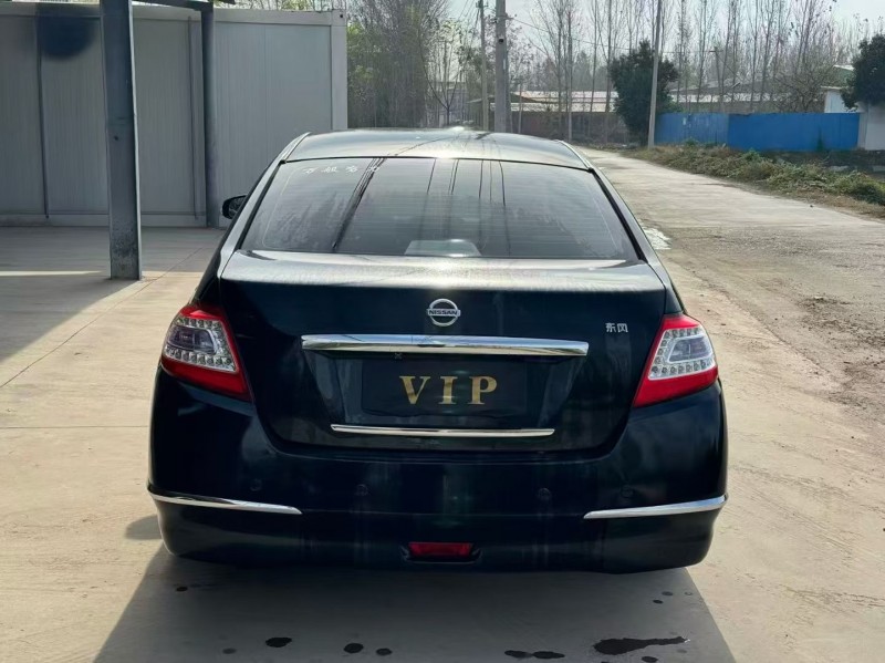 新乡12年日产天籁9