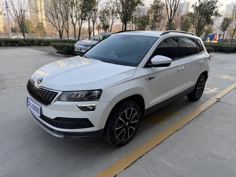 济宁18年斯柯达柯珞克3