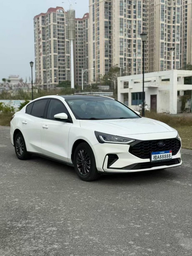 南宁23年福特福克斯2