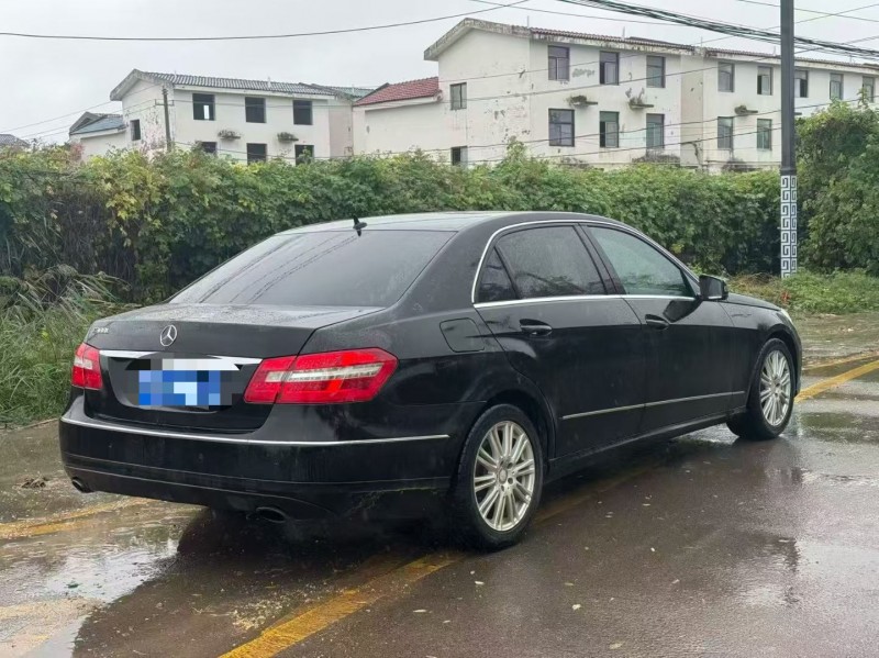 新乡13年奔驰E7