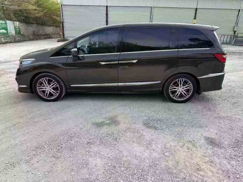 梧州19年本田艾力绅2