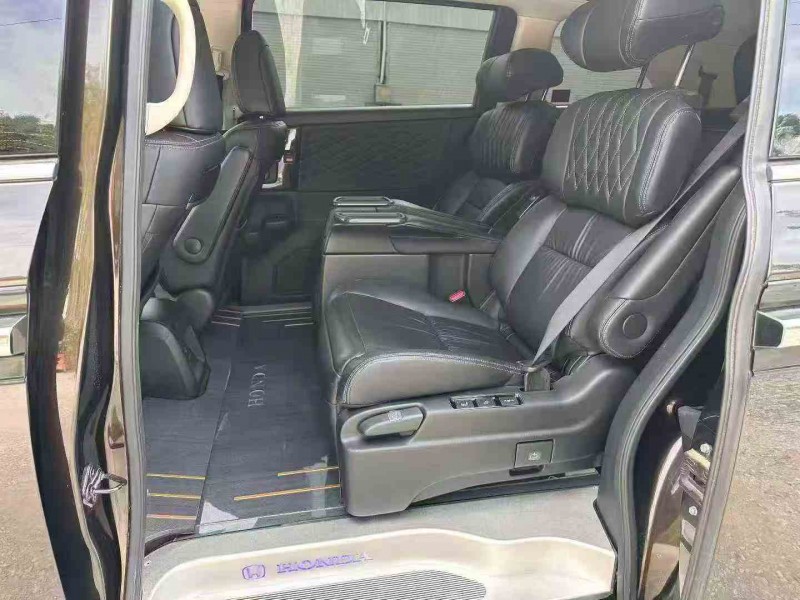 梧州19年本田艾力绅4