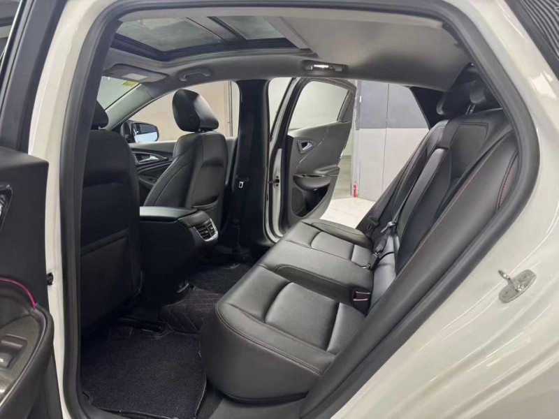 成都22年雪佛兰迈锐宝8