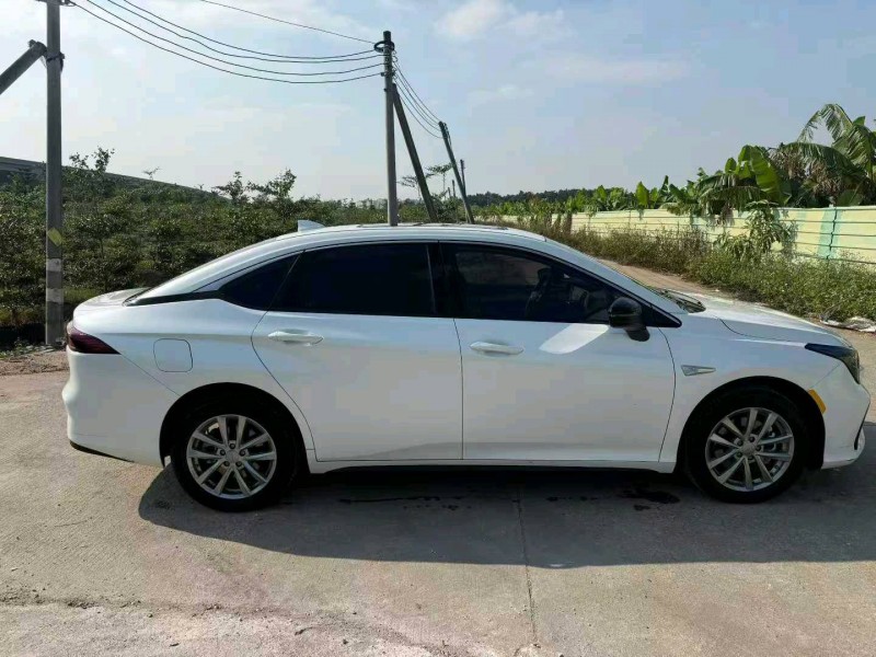 中山24年传祺埃安S3