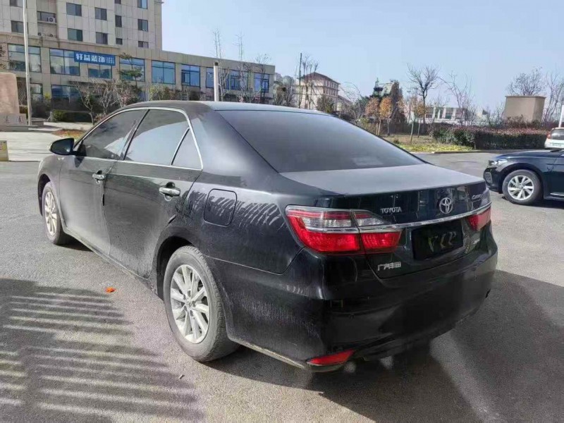 淄博16年丰田凯美瑞6
