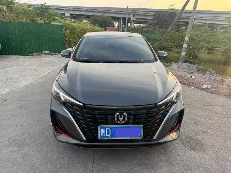 中山24年长安汽车逸动1