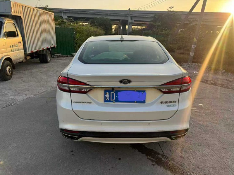 中山18年福特蒙迪欧6