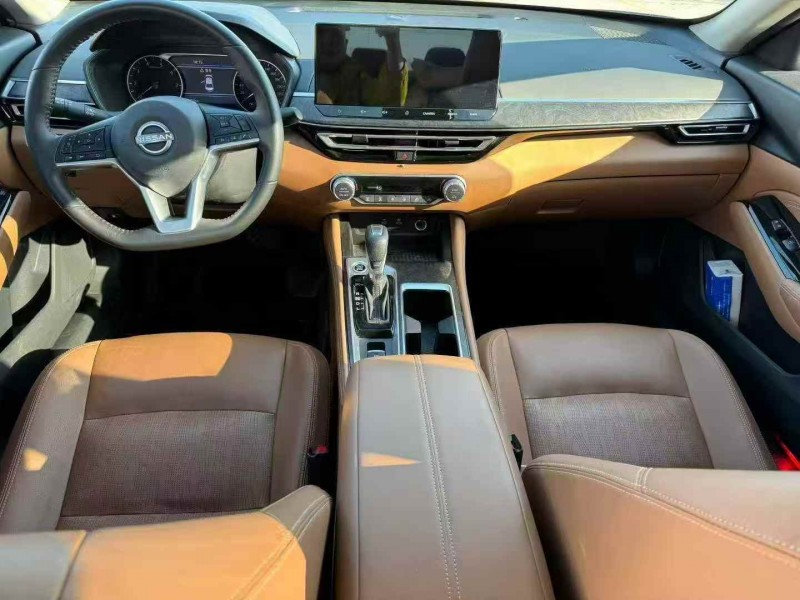 张家口23年日产天籁4