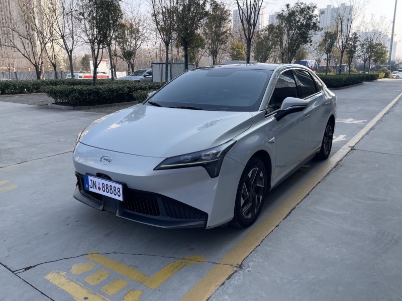 济宁23年传祺埃安S3