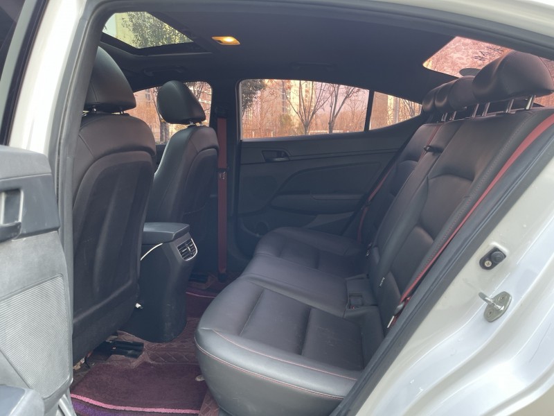 济宁20年现代领动4