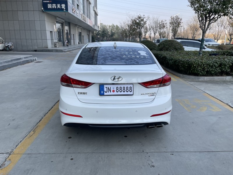 济宁20年现代领动9