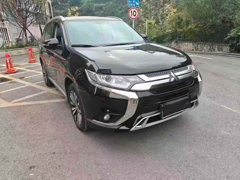 湘潭22年三菱欧蓝德3