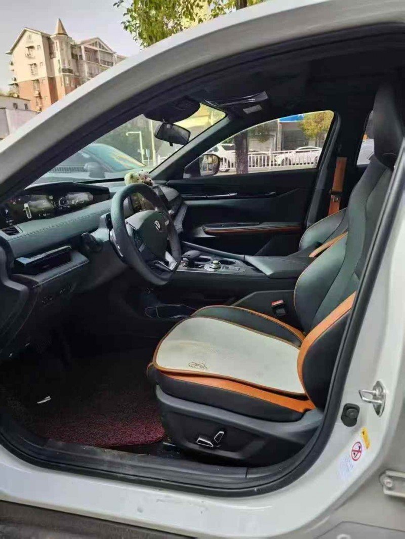 赣州24年长安汽车UNI6